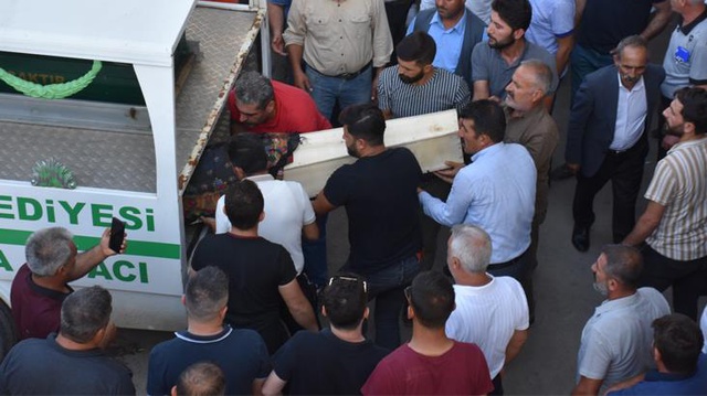 Eşi ve 3 kızına kıyan şahıs, kanlı geceyi anlattı: Duyduğum sesler beni tehdit ediyordu, çocuklarıma ateş ettiğimi hatırlamıyorum Eşi ve 3 kızına kıyan şahıs, kanlı geceyi anlattı: Duyduğum sesler beni tehdit ediyordu, çocuklarıma ateş ettiğimi hatırlamıyorum