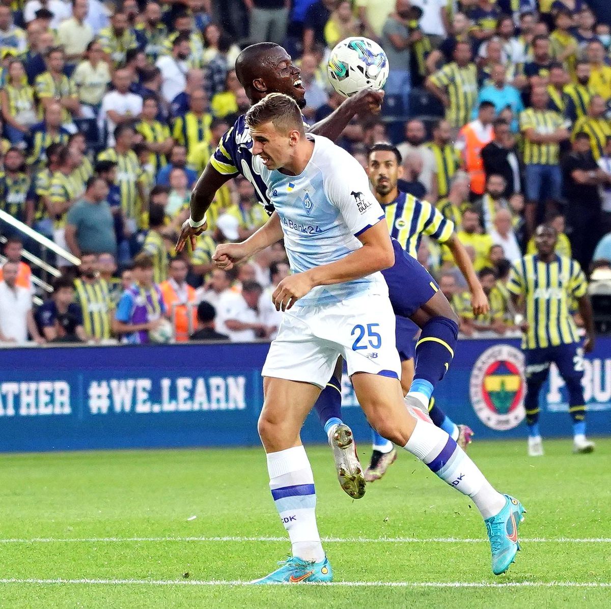Fenerbahçe, Dinamo Kiev\'den rövanşı almak istiyor