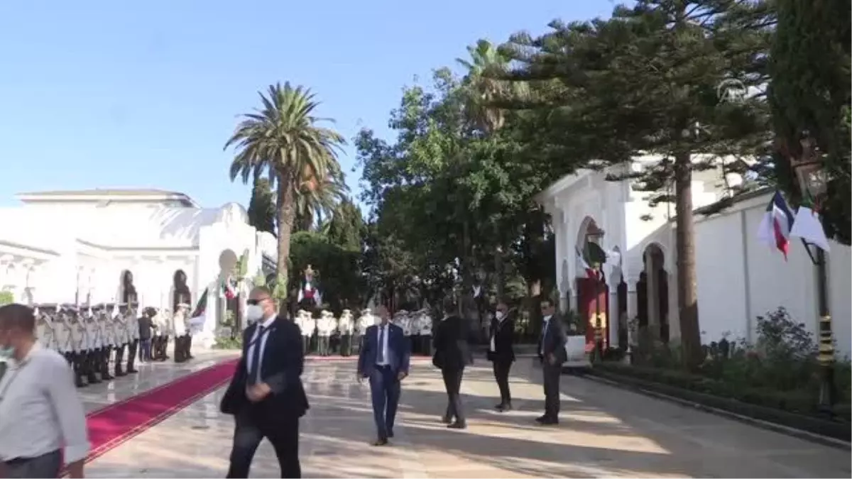 Fransa Cumhurbaşkanı Macron, Cezayir'de (2)