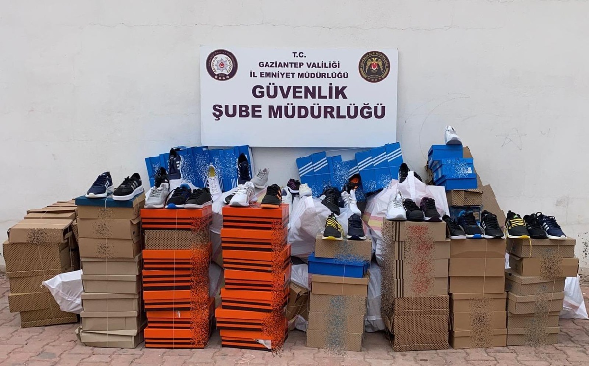Gaziantep\'te 1562 taklit ürün ele geçirildi