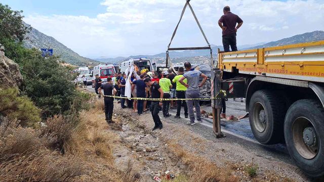 İbrahim Tatlıses'in yaralandığı kazada taraflar birbirinden şikayetçi olmadı İbrahim Tatlıses'in yaralandığı kazada taraflar birbirinden şikayetçi olmadı