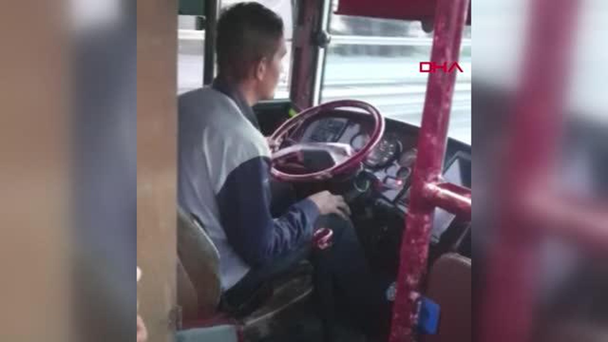 İETT OTOBÜSÜ ŞOFÖRÜ DİREKSİYONU YOLCUYA TESLİM ETTİ İDDİASI