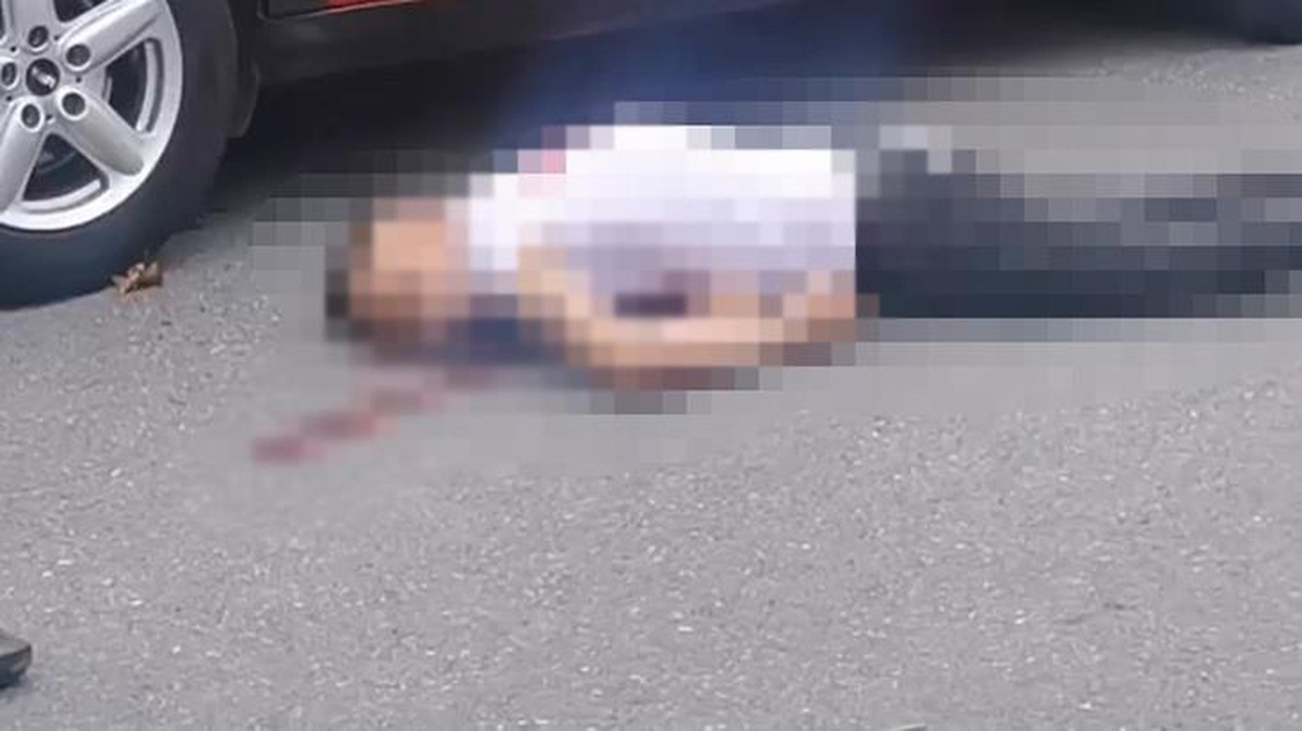 İstanbul\'un göbeğinde kurşun yağmuru! 18 yaşındaki genç sokak ortasında hayatını kaybetti