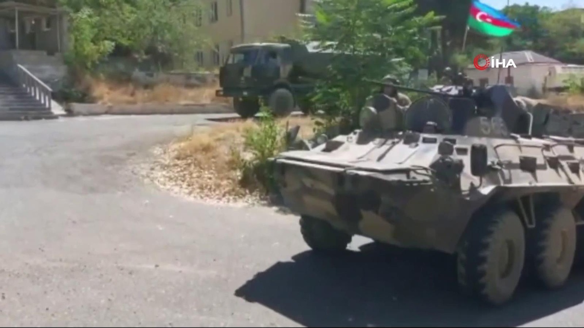 Laçın şehrine Azerbaycan bayrağı dikildi