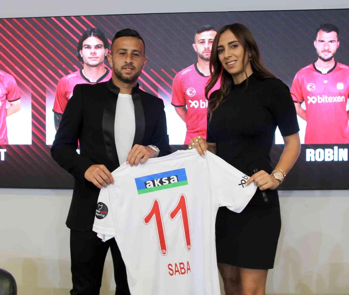 Sivasspor\'da Dia Saba\'nın lisansı çıktı