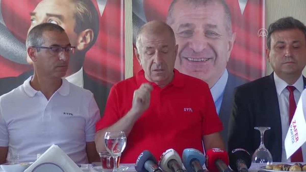 Zafer Partisi Genel Başkanı Ümit Özdağ, Afyonkarahisar\'da basın toplantısı düzenledi Açıklaması
