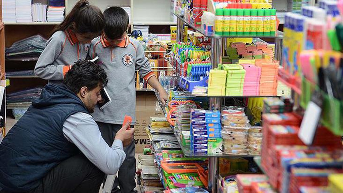 Veliler dikkat! Fiyatlar arttı, bir öğrencinin kırtasiye masrafı bin lirayı geçiyor