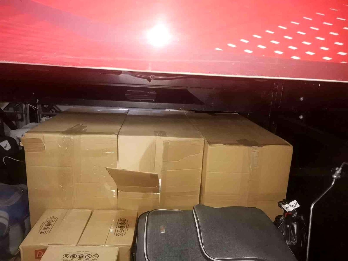 Antalya\'da 150 bin adet makaron ele geçirildi