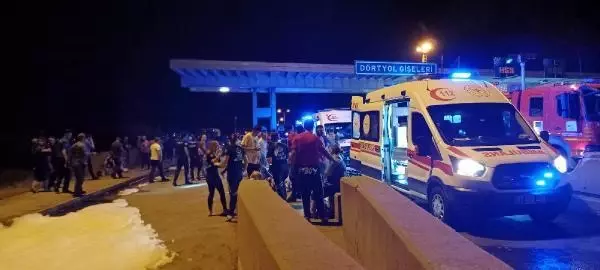 Hatay'da yolcu otobüsü devrildi: 3'ü ağır 40 yaralı