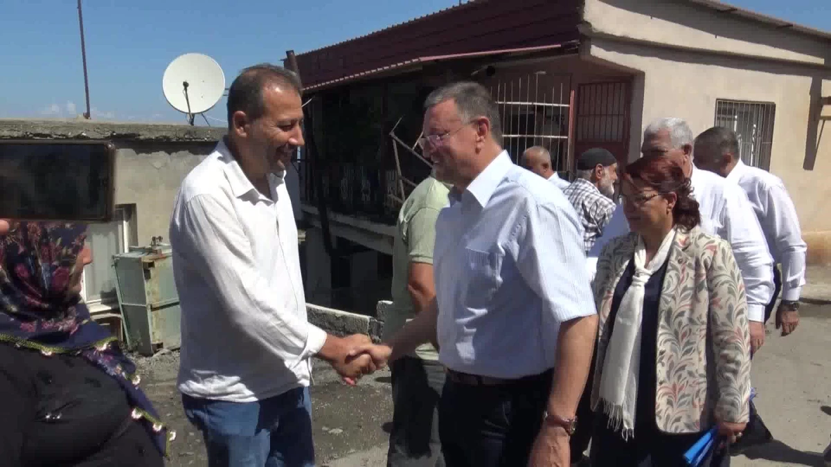 Hatay Büyükşehir Belediye Başkanı Savaş, Arsuzlu Yurttaşlarla Bir Araya Geldi