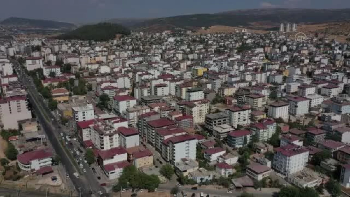 Pazarcık esnafı, yazın yurt dışındaki hemşehrilerinin yolunu gözlüyor