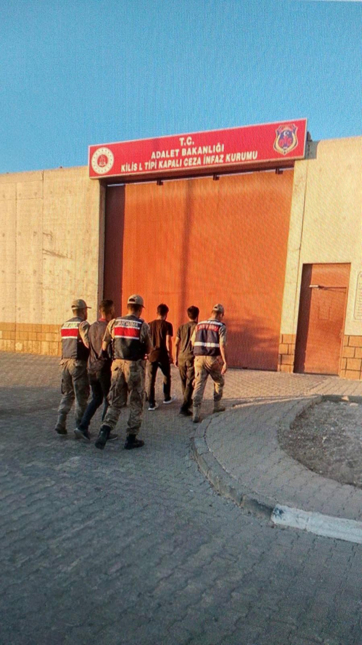 Kilis\'te hırsızlık zanlısı 3 kişi tutuklandı