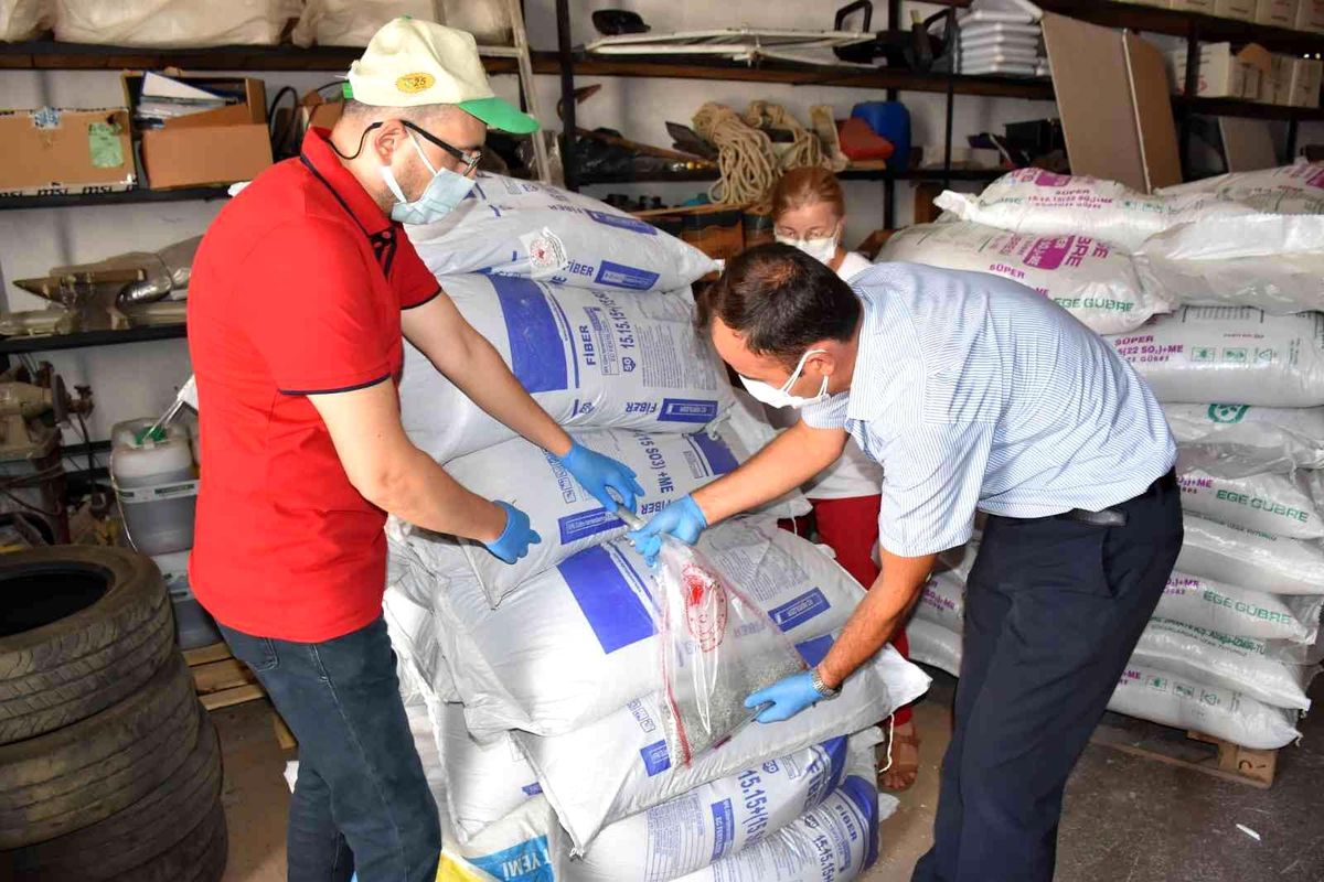 Muğla\'da gübre denetimlerinde bin 200 kg sahte gübre ele geçirildi