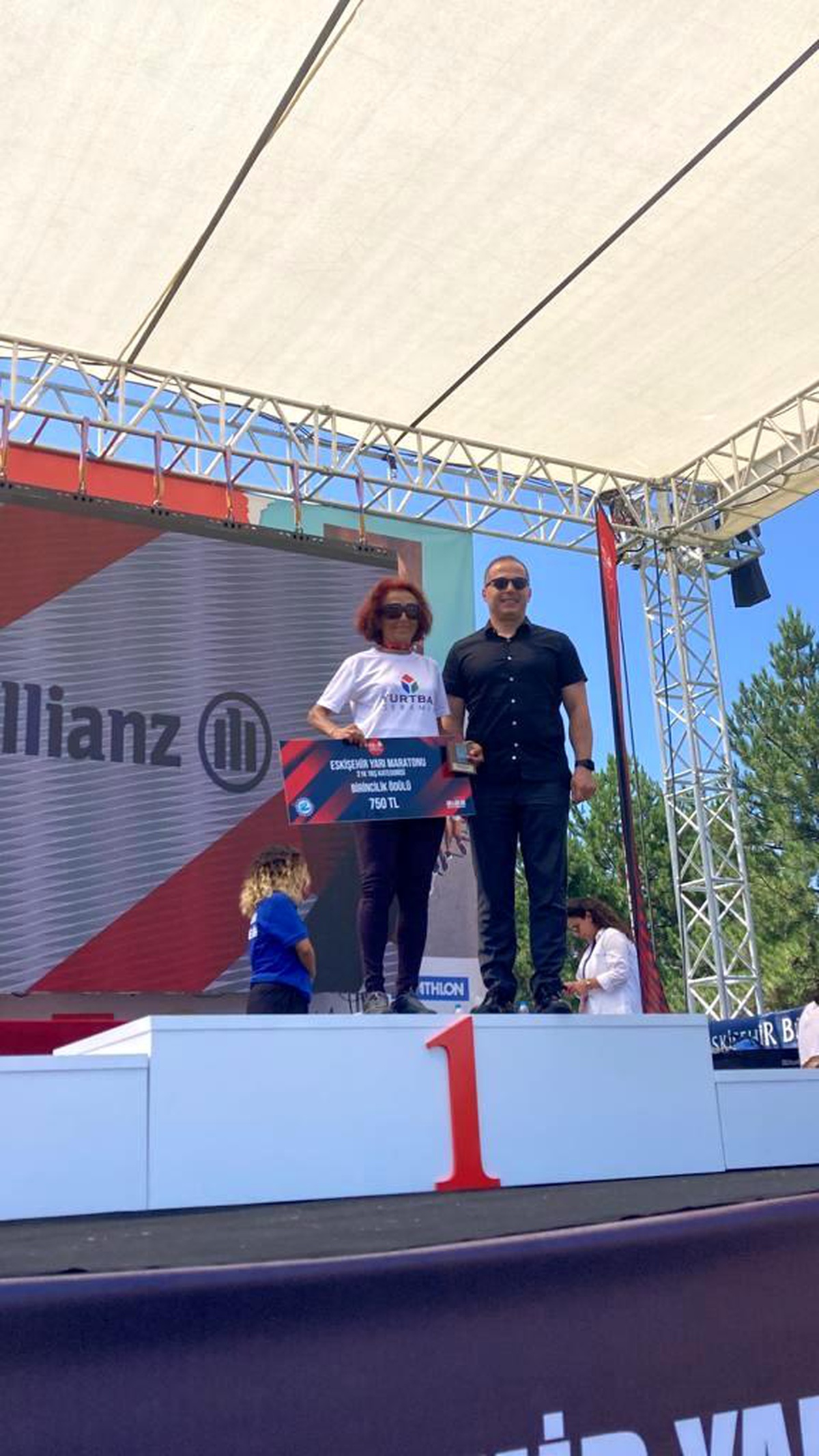 Nilgün Çelik, Eskişehir\'den madalyayla döndü