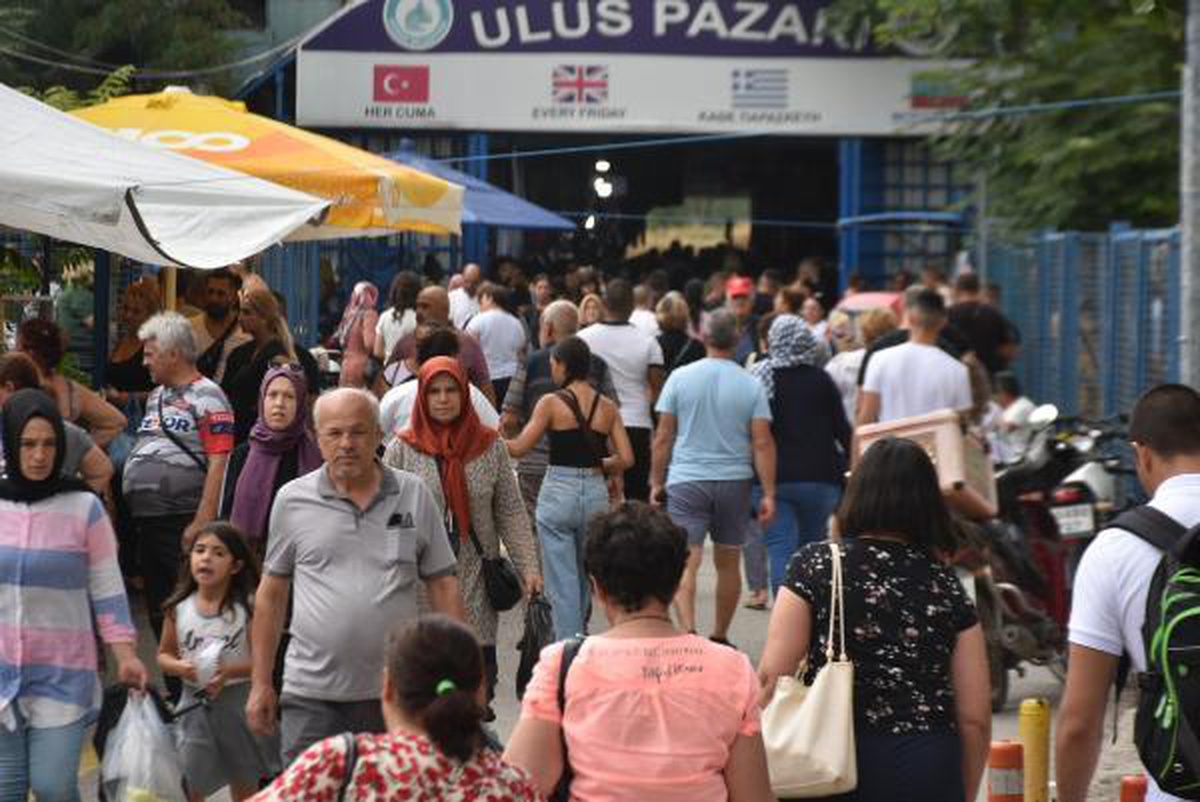 Türkiye\'ye pasaportsuz girebilmelerine imkan tanınmıştı! Yıl sonuna kadar 3 milyon Bulgar turistin gelmesi bekleniyor