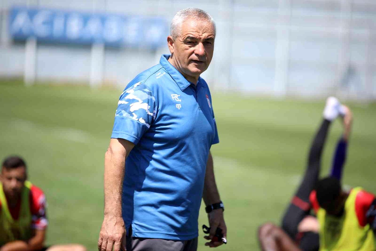 Rıza Çalımbay: "Hedefimiz Beşiktaş\'tan puan almak"