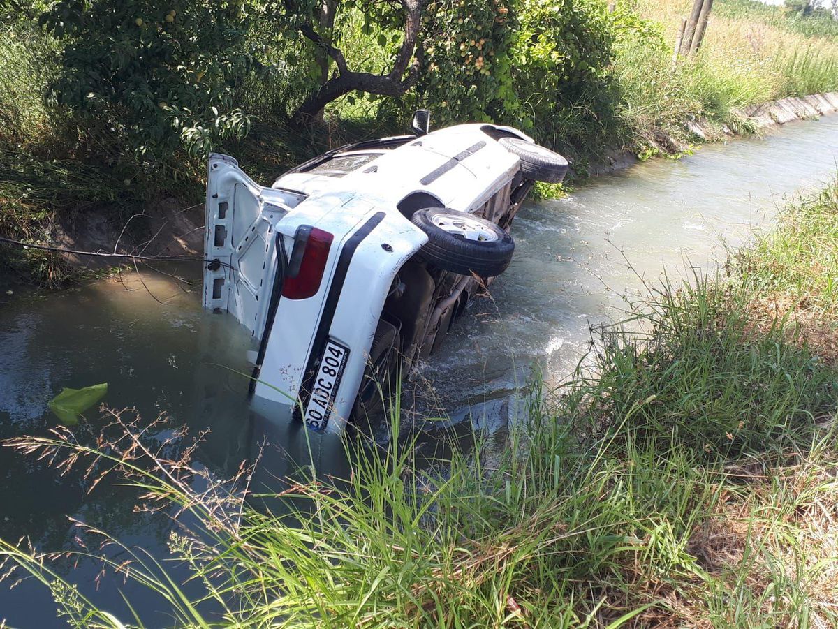 Tokat\'ta sulama kanalına devrilen otomobildeki 3 kişi yaralandı