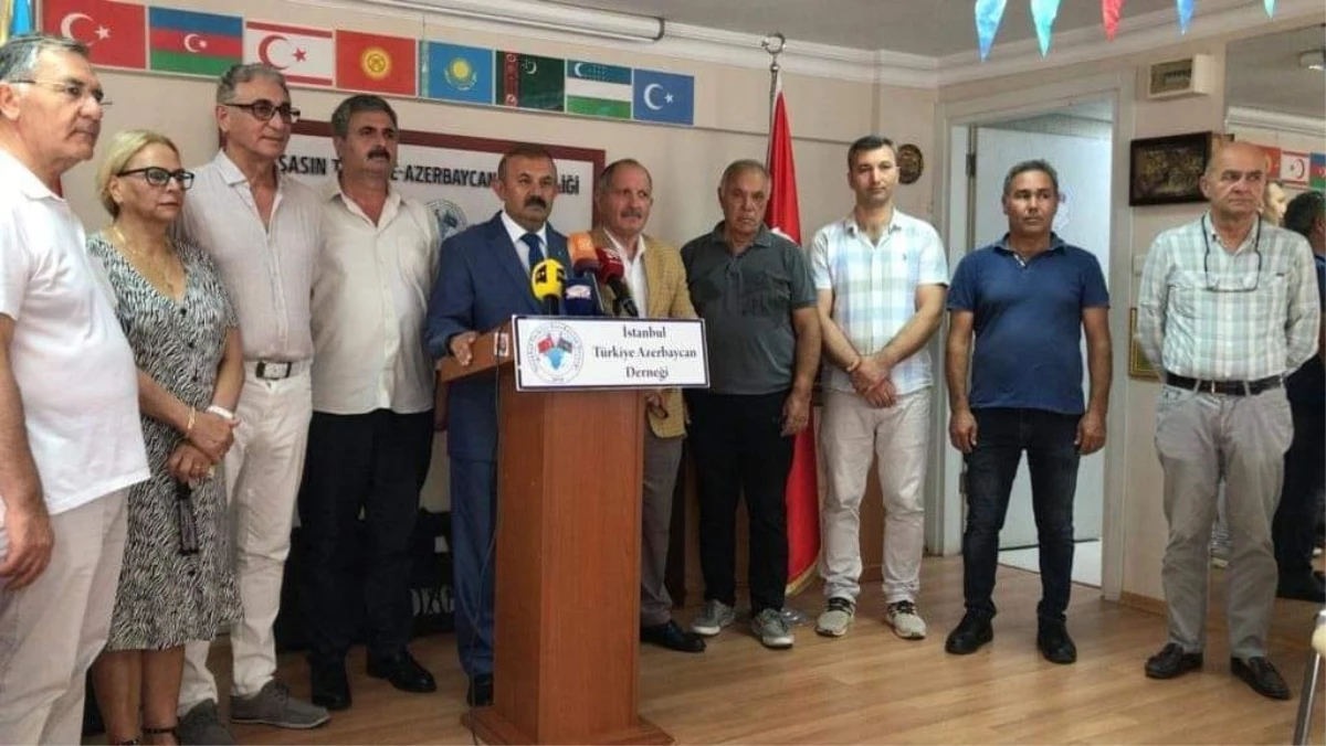 Türkiye\'deki Azerbaycan Türkleri Laçın kentinin Azerbaycan\'a iadesini sevinçle karşıladı