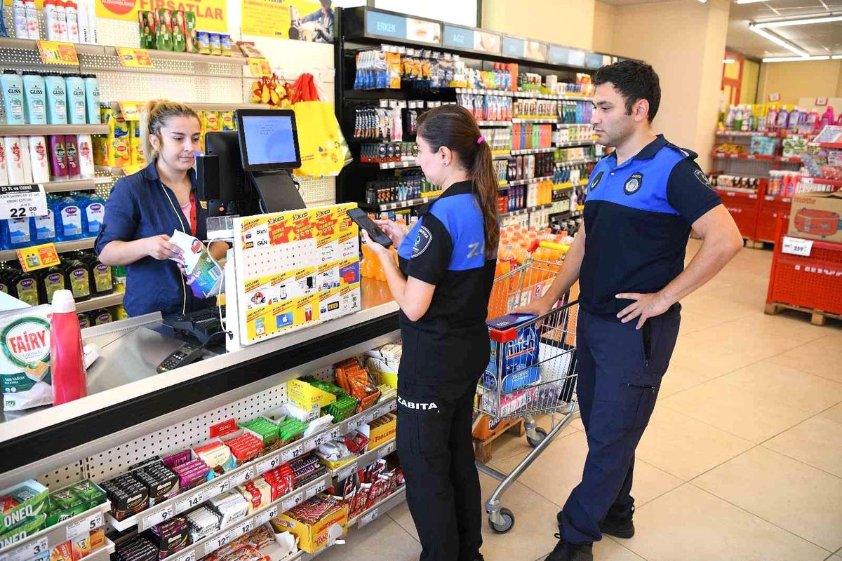 Zabıtadan market denetimi