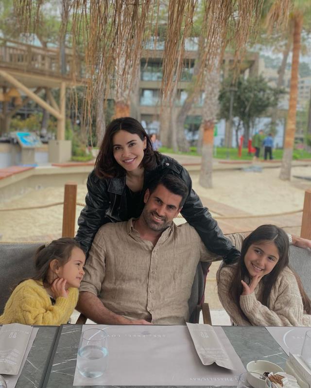 Zeynep Demirel'den kura çekiminde topları açamayan Volkan Demirel'e gönderme: Evde kavanozları kapaklarını iyi açıyorsun