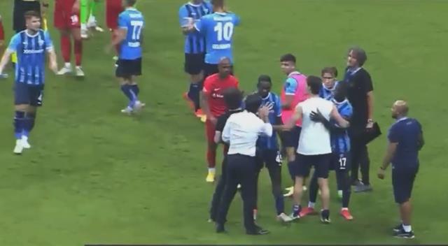 Adana'da maç sonu saha karıştı! Montella az kalsın ünlü futbolcu Balotelli'yi dövecekti Adana'da maç sonu saha karıştı! Montella az kalsın ünlü futbolcu Balotelli'yi dövecekti