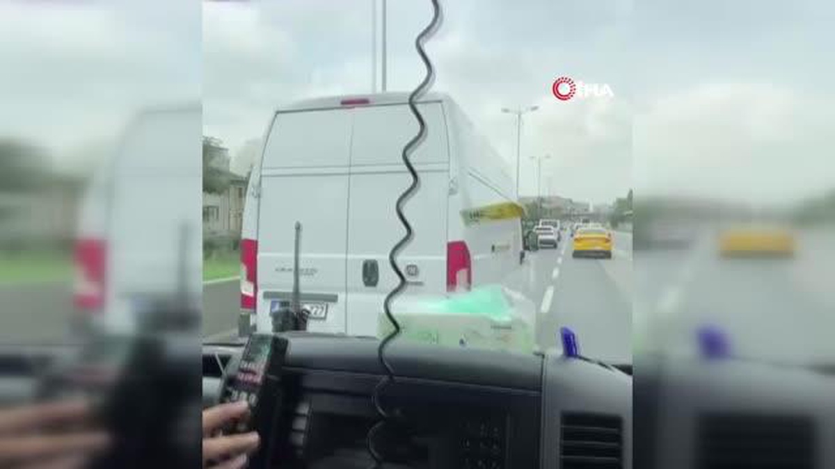 Ambulansa yol vermeyen sürücüye para cezası ve adli işlem