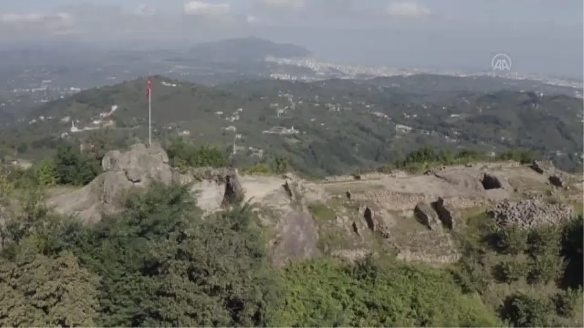 Ordu\'da Kurul Kalesi\'ndeki kazılarda tarihin izi sürülüyor