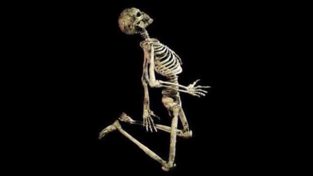 Öldükten saniyeler sonra vücudunuzda bunlar oluyor! Tüyleriniz ürperecek