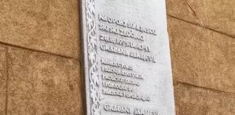 Bosna Hersek'te 27 yıl önceki pazar yeri katliamının kurbanları törenle anıldı