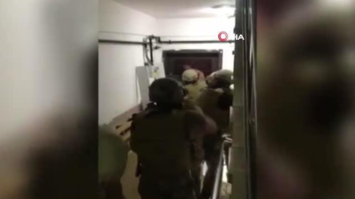 Sultangazi\'de uyuşturucu ticareti yapan şahıslara operasyon