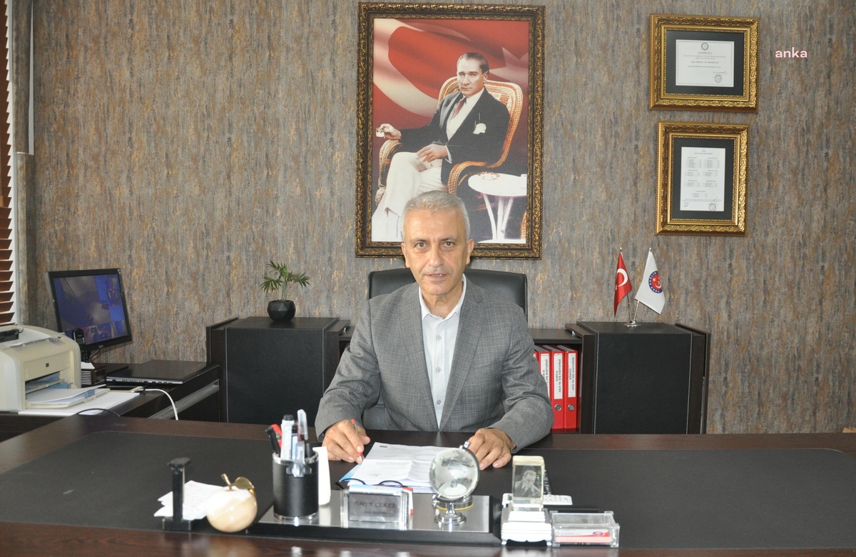 Türk Sağlık-Sen Kocaeli Şubesi, Sağlık Bakanlığı\'nın Ek Ödeme Yönetmeliklerini Yargıya Taşıyacak: "Çalışanlar Aleyhine Olan Maddeler Tespit Edilmiş...