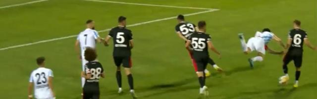Türkiye, Erzurumspor-Samsunspor maçındaki skandal penaltı kararını konuşuyor