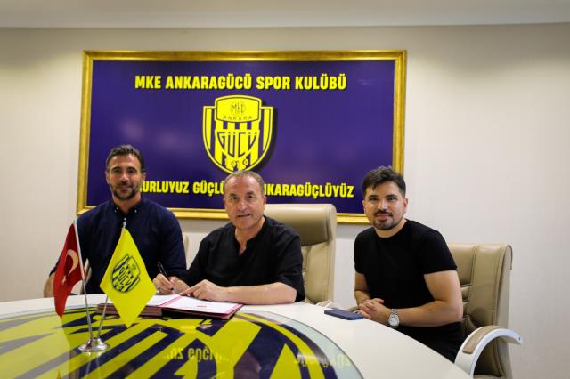 Ankaragücü'nde teknik direktörlük görevine Ömer Erdoğan getirildi Ankaragücü'nde teknik direktörlük görevine Ömer Erdoğan getirildi