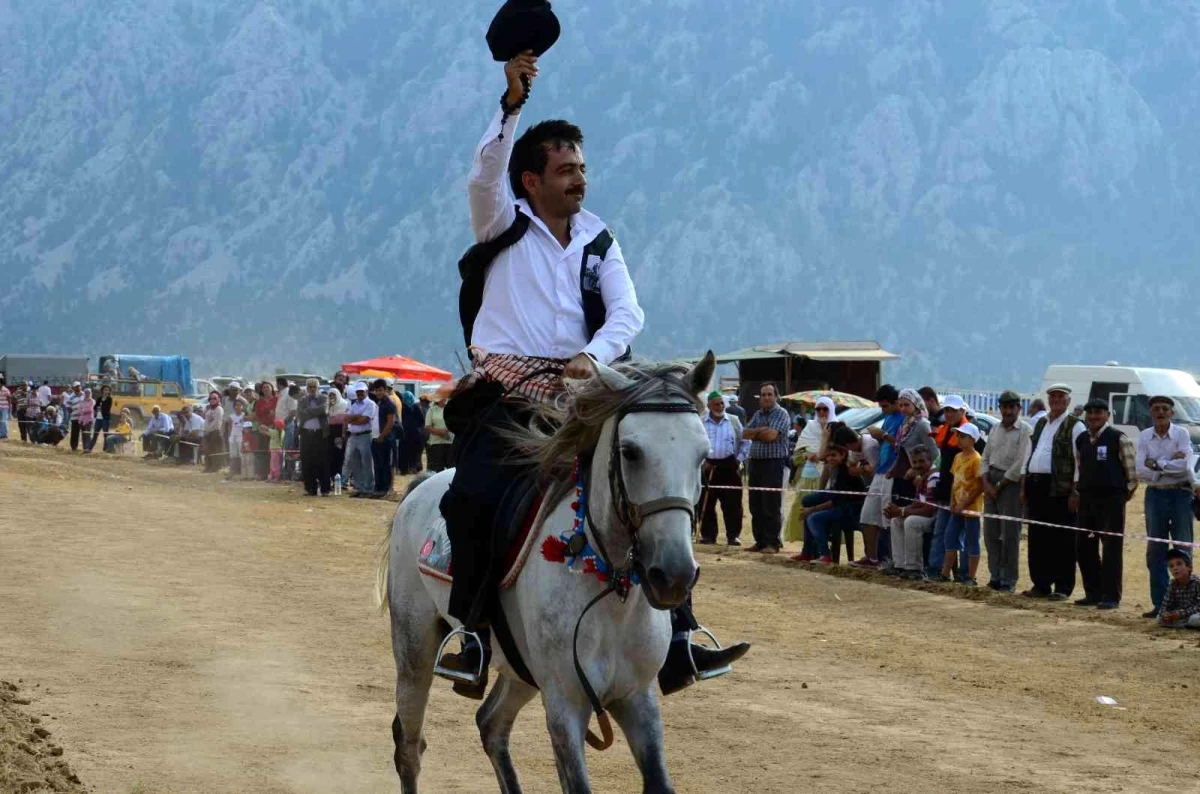 Antalya\'da rahvan atlar nefes kesecek