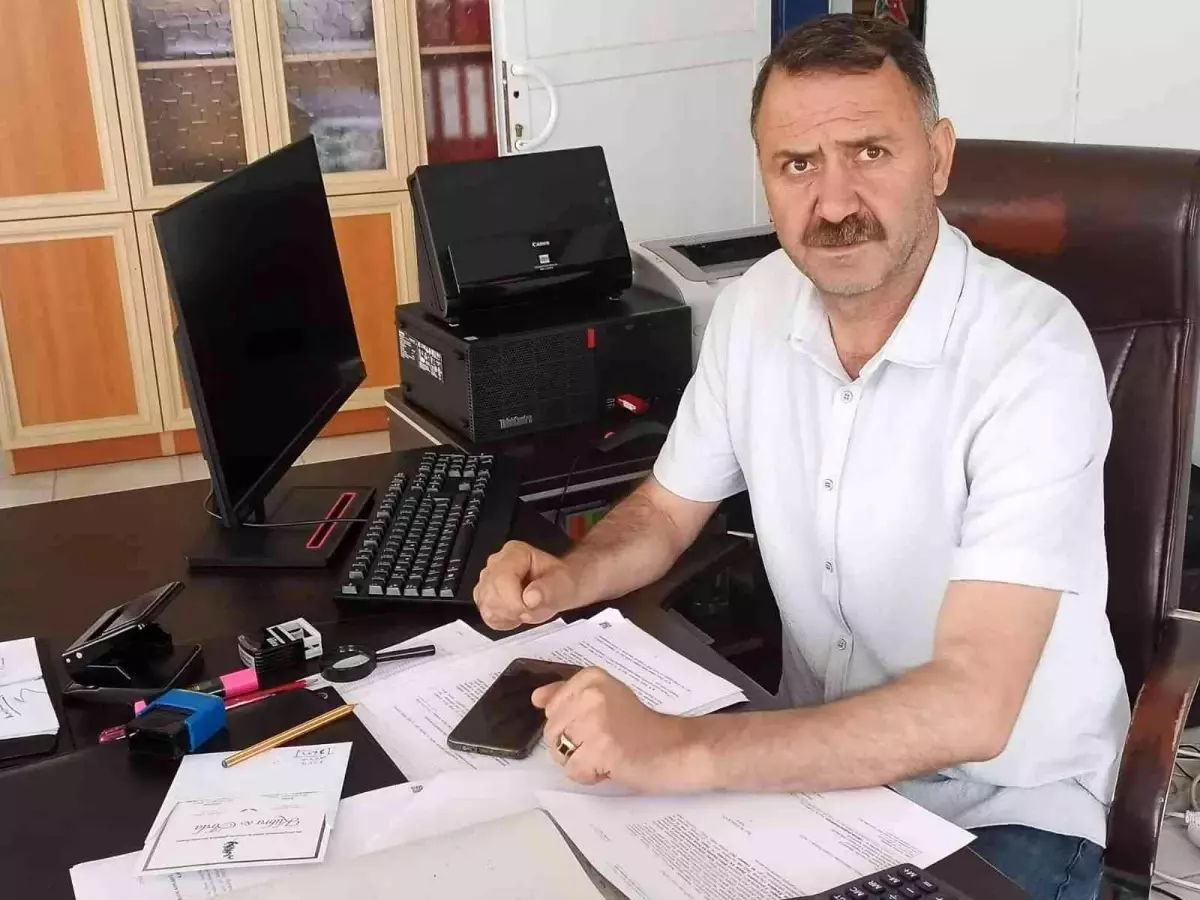 Başkan Aydın, Kars 36 Spor\'u bıraktı