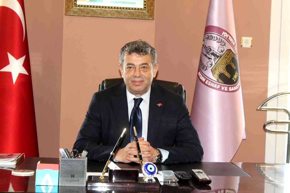 Başkan Künkçü\'den velilere çağrı, "Okul alışverişlerini yerel esnaftan yapın"