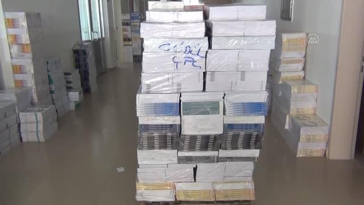 Beypazarı\'nda ders kitabı ve yardımcı kaynaklar okullara ulaştırılıyor