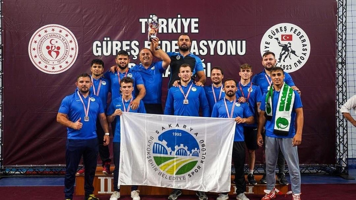 Büyükşehirin güreş takımı 1.Lig\'de