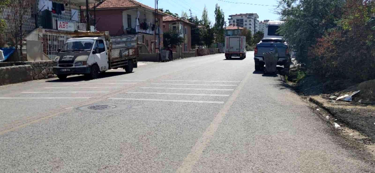 Düğüne giden 9 yaşındaki Emirhan maganda kurşununun kurbanı oldu
