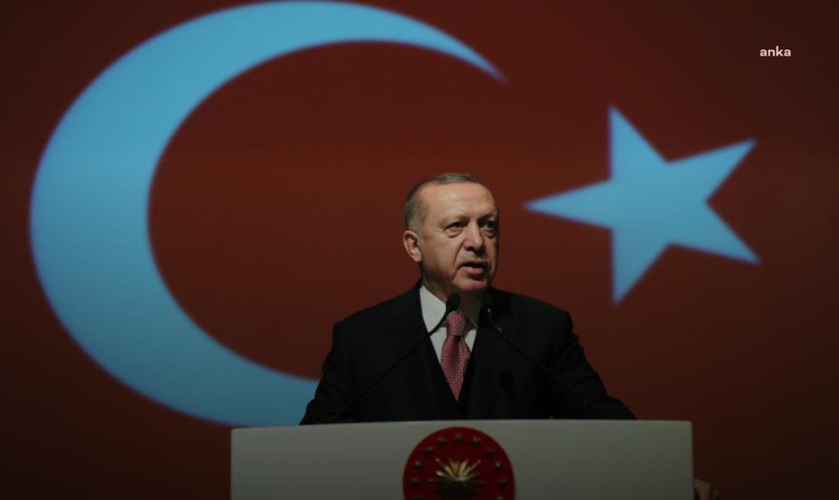 Erdoğan: 15 Temmuz Gecesi Yaşananlar, Büyük Taarruz\'a İlham Veren Sarsılmaz İradenin Kalplerde Halen Canlı Olduğunu Tekrar Göstermiştir