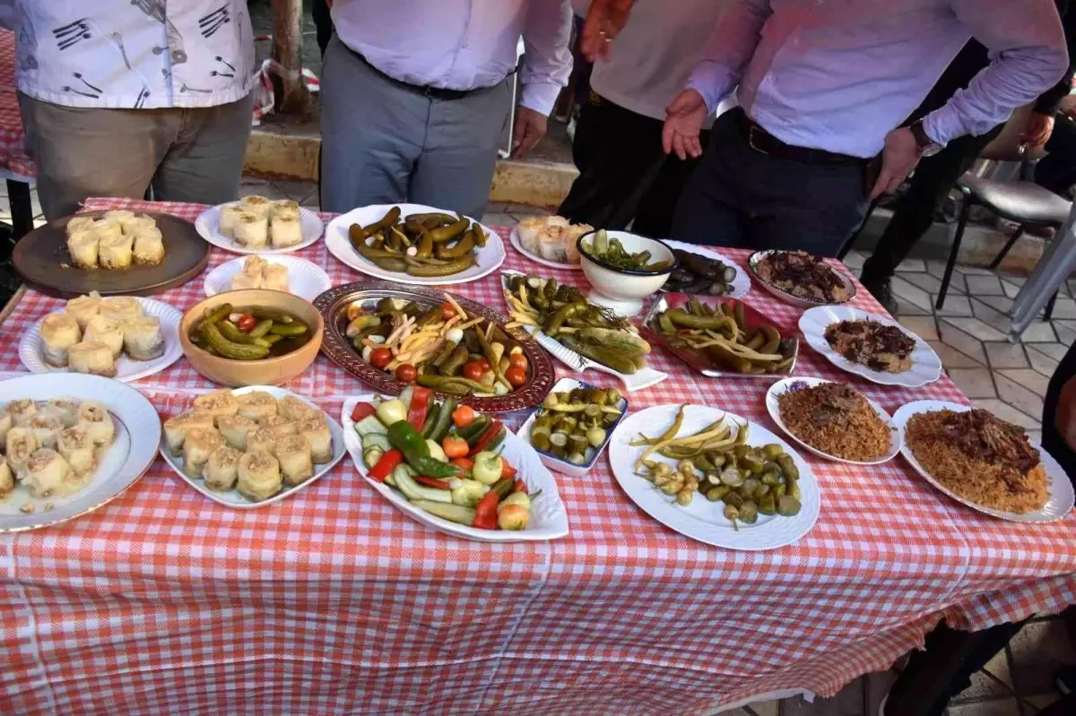 Hünerlerini yaptıkları yöresel yemeklerle sergilediler