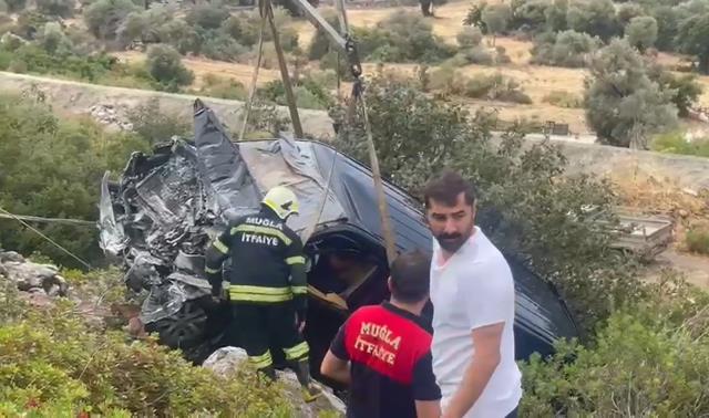İbrahim Tatlıses'in 'Artist numarasını yaptı gitti' dediği Ahmet Tatlıses'den babasına yanıt
