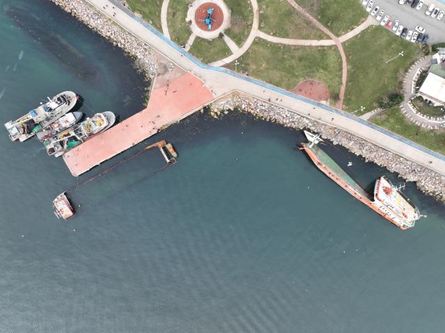 İstanbul'un hayalet gemisi böyle görüntülendi İstanbul'un hayalet gemisi böyle görüntülendi