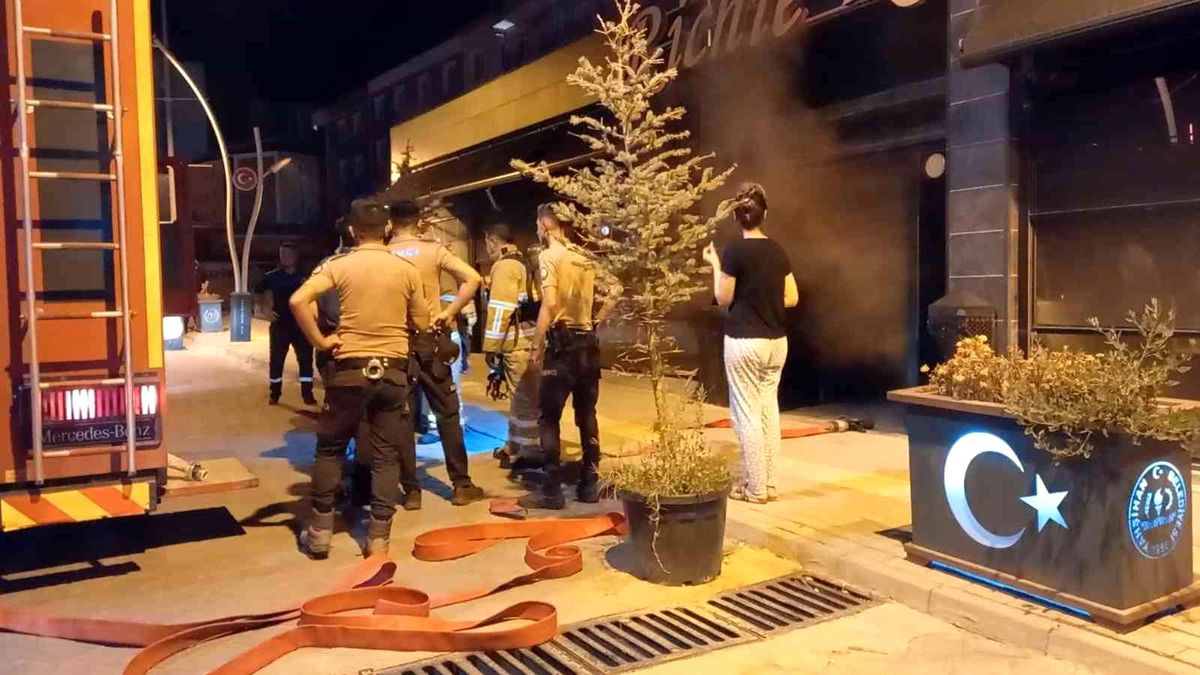 Kırıkkale\'de kafe yangını