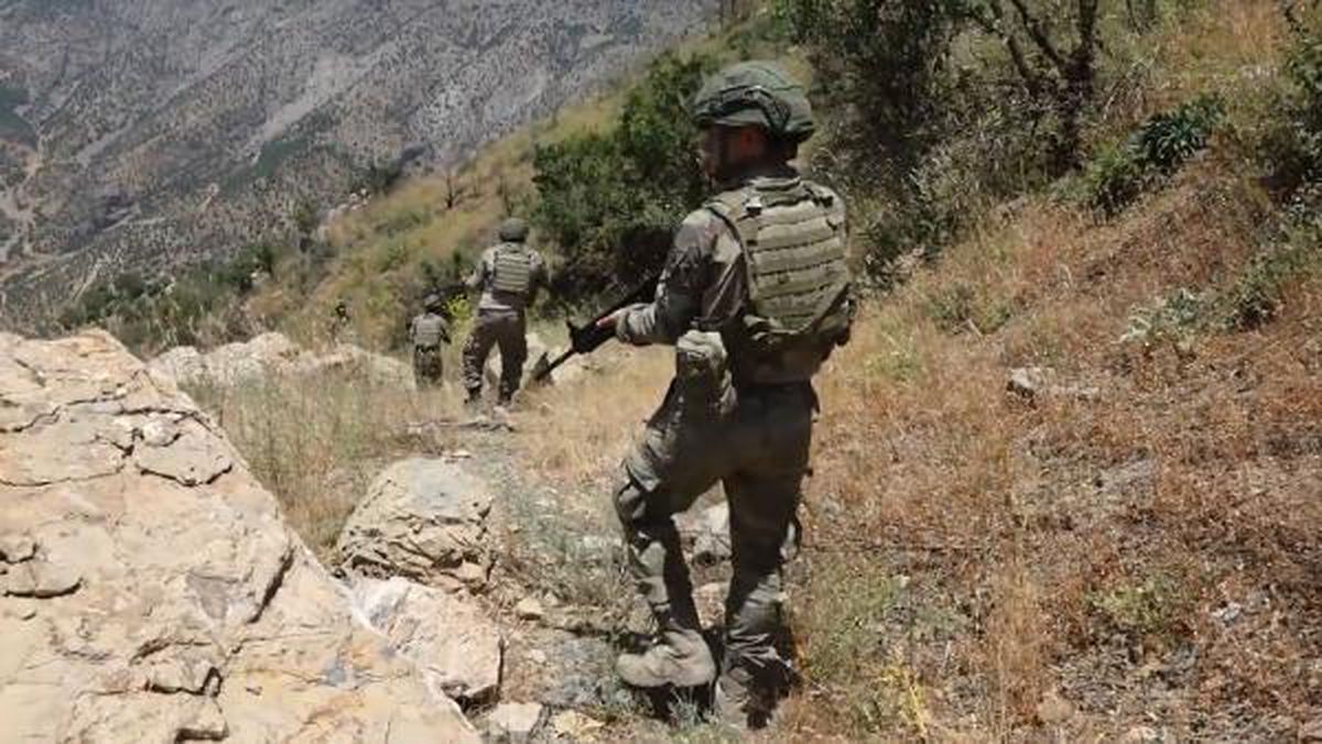 MSB: "Pençe-Kilit ve Pençe-Kaplan bölgelerinde tespit edilen 7 PKK\'lı terörist etkisiz hâle getirildi."