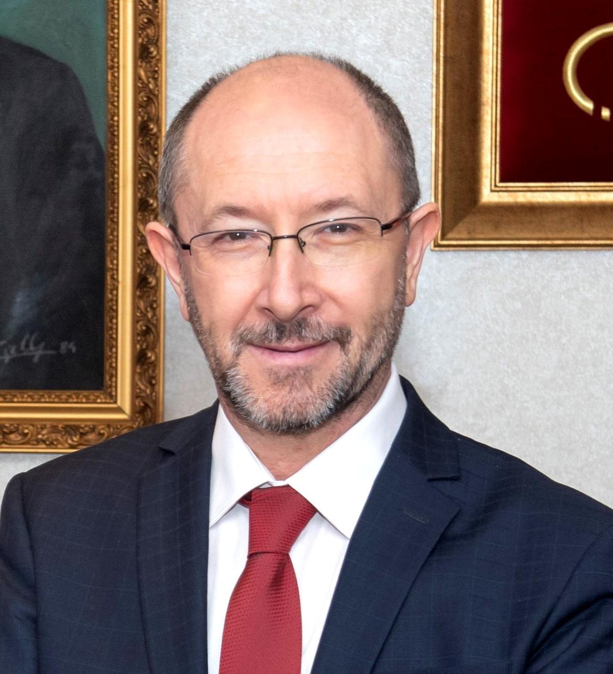 Rektör Prof. Dr. Erdal: "100 yıl önce aziz milletimiz tüm milletlere örnek olacak emsalsiz bir zafere imza attı"