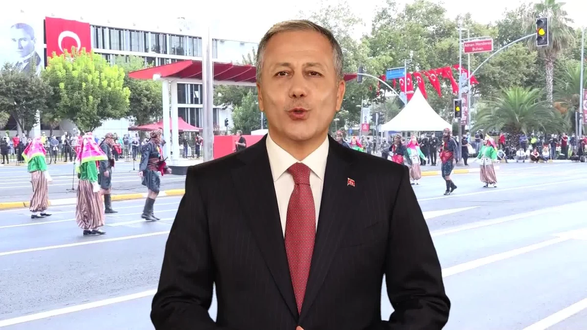 Vali Yerlikaya, İstanbulluları Vatan Caddesi\'ndeki 30 Ağustos Kutlamalarına Çağırdı