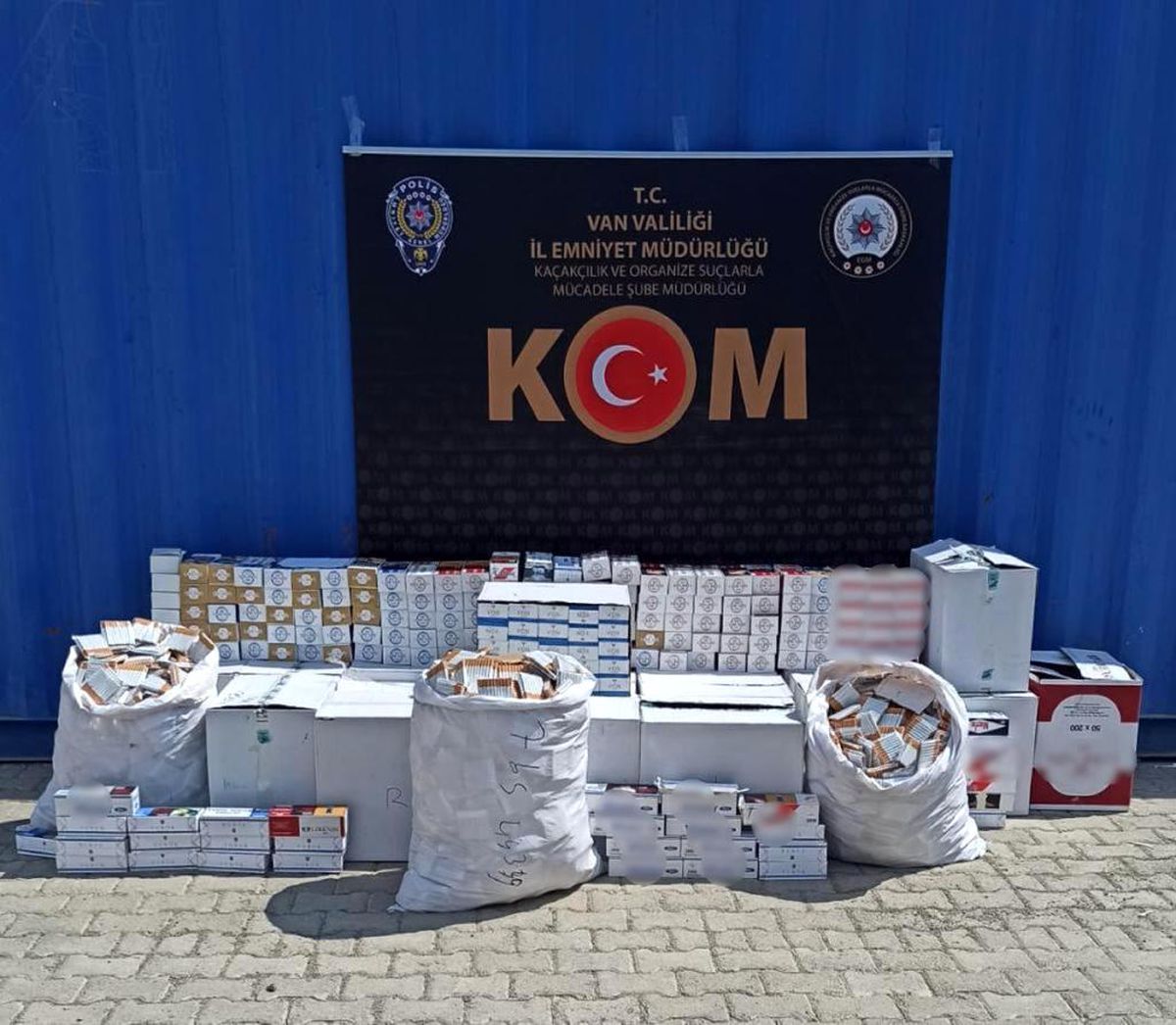 2 adet el bombası ele geçirildi
