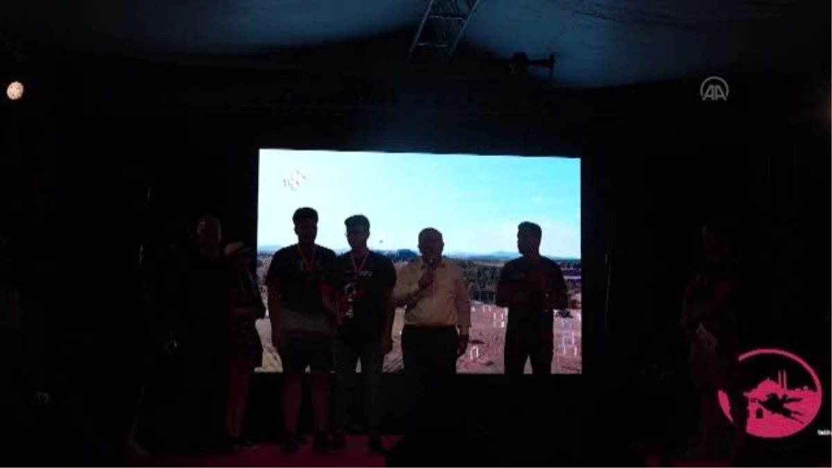 Yedikule Hisarı\'ndaki dron yarışmasının kazananları belli oldu