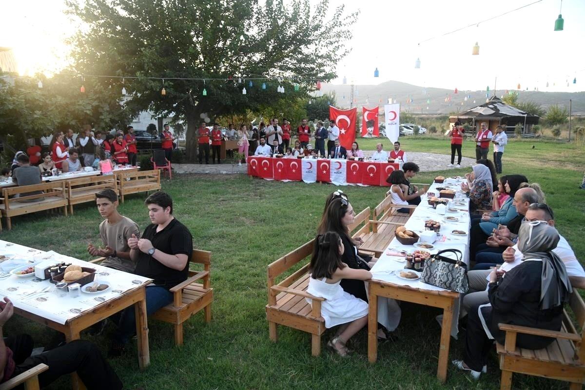 30 Ağustos Zafer Bayramı\'nın 100. yılında şehit aileleri ve gaziler onuruna özel etkinlik